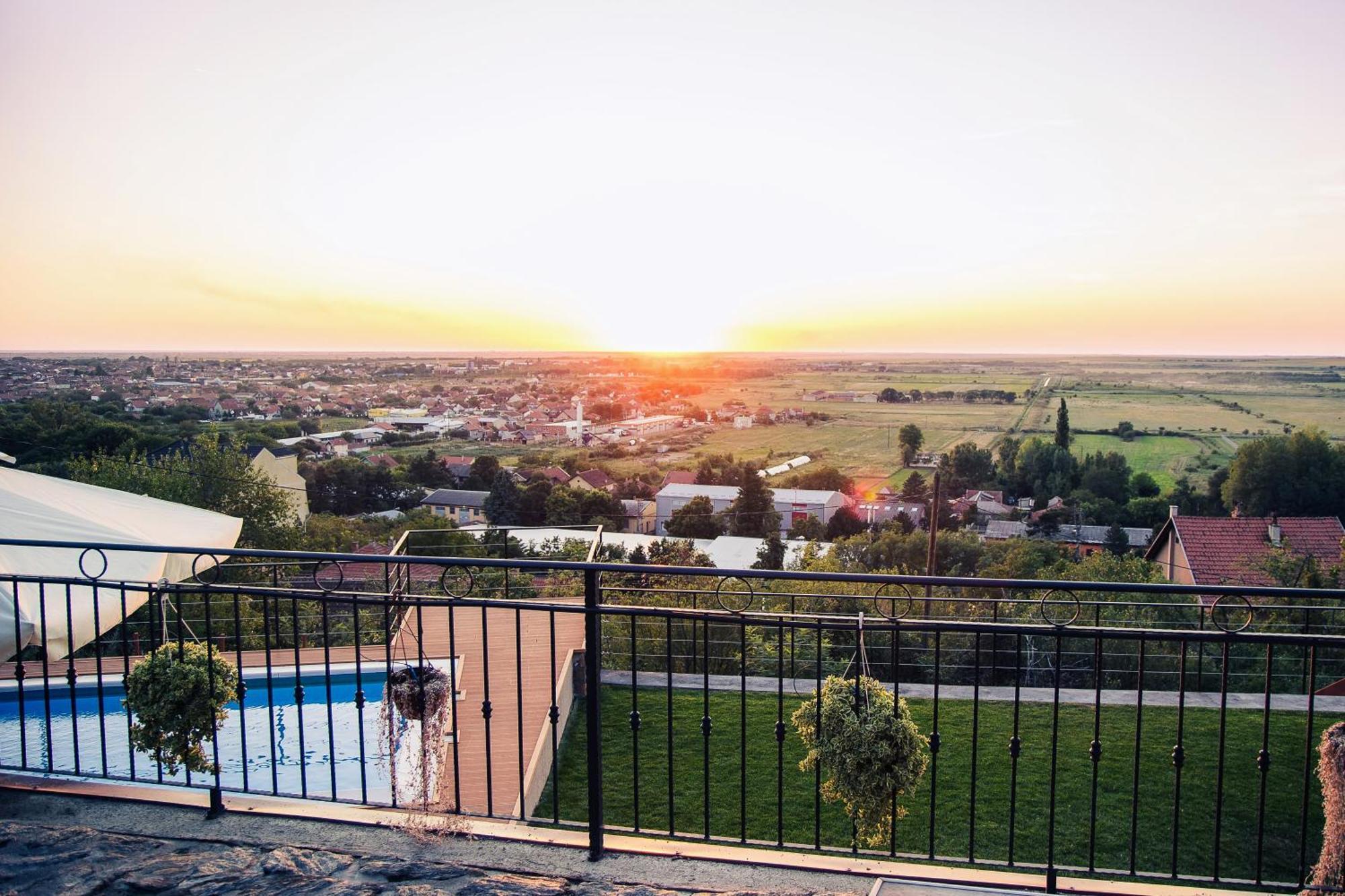 Sunset Home Vrsac Exterior foto